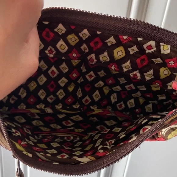 Vera Bradley Crossbody - Picture 10 of 12